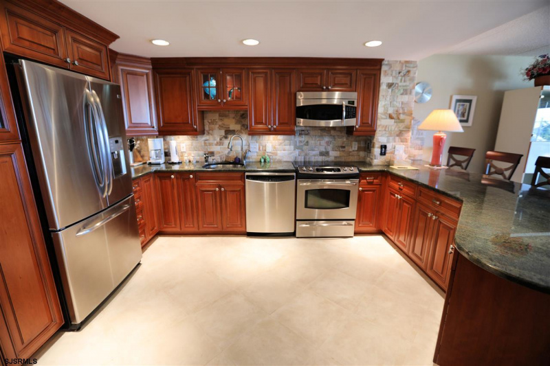 2700 Atlantic, Longport, New Jersey 08403, 2 Bedrooms Bedrooms, 5 Rooms Rooms,2 BathroomsBathrooms,Condominium,For Sale,Atlantic,540712