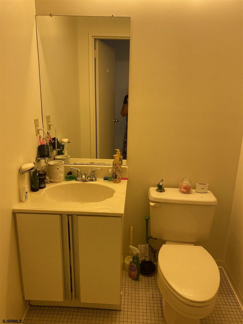 3101 BOARDWALK 815-2, Atlantic City, New Jersey 08401, 1 Bedroom Bedrooms, 5 Rooms Rooms,1 BathroomBathrooms,Condominium,For Sale,BOARDWALK 815-2,540715