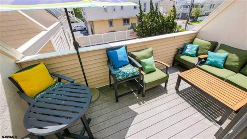 11 Adams, Margate, New Jersey 08402, 3 Bedrooms Bedrooms, 9 Rooms Rooms,3 BathroomsBathrooms,Condominium,For Sale,Adams,540726