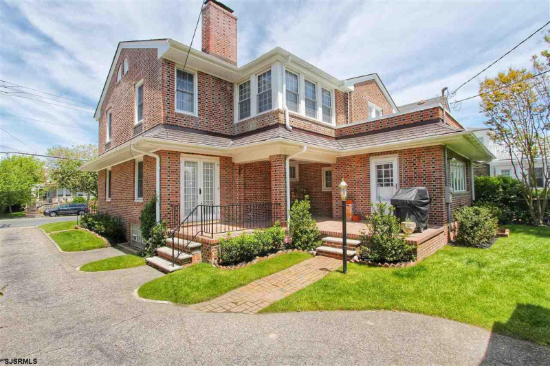 6104 Ventnor, Ventnor, New Jersey 08406, 4 Bedrooms Bedrooms, 10 Rooms Rooms,2 BathroomsBathrooms,Residential,For Sale,Ventnor,540762