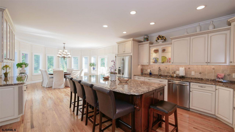 617 Park, Galloway Township, New Jersey 08205, 5 Bedrooms Bedrooms, 9 Rooms Rooms,4 BathroomsBathrooms,Residential,For Sale,Park,540802