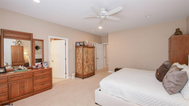 19 Madison, Margate, New Jersey 08402-1023, 3 Bedrooms Bedrooms, 6 Rooms Rooms,2 BathroomsBathrooms,Condominium,For Sale,Madison,540823