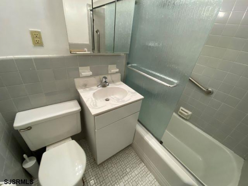 101 Raleigh, Atlantic City, New Jersey 08401, 1 Bedroom Bedrooms, 3 Rooms Rooms,1 BathroomBathrooms,Condominium,For Sale,Raleigh,540830