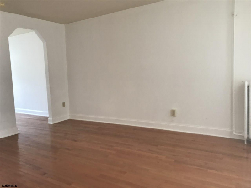 1810 Mckinley Ave, Atlantic City, New Jersey 08401, 3 Bedrooms Bedrooms, 5 Rooms Rooms,2 BathroomsBathrooms,Residential,For Sale,Mckinley Ave,540854