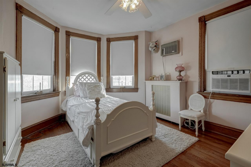 107 3rd, Hammonton, New Jersey 08037, 4 Bedrooms Bedrooms, 8 Rooms Rooms,2 BathroomsBathrooms,Residential,For Sale,3rd,540862