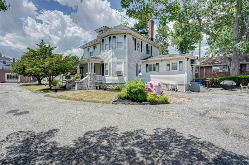 107 3rd, Hammonton, New Jersey 08037, 4 Bedrooms Bedrooms, 8 Rooms Rooms,2 BathroomsBathrooms,Residential,For Sale,3rd,540862
