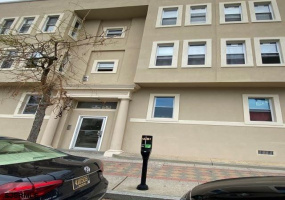 33 North Carolina, New Jersey 08401, 1 Bedroom Bedrooms, 4 Rooms Rooms,1 BathroomBathrooms,Rental non-commercial,For Sale,North Carolina,540863