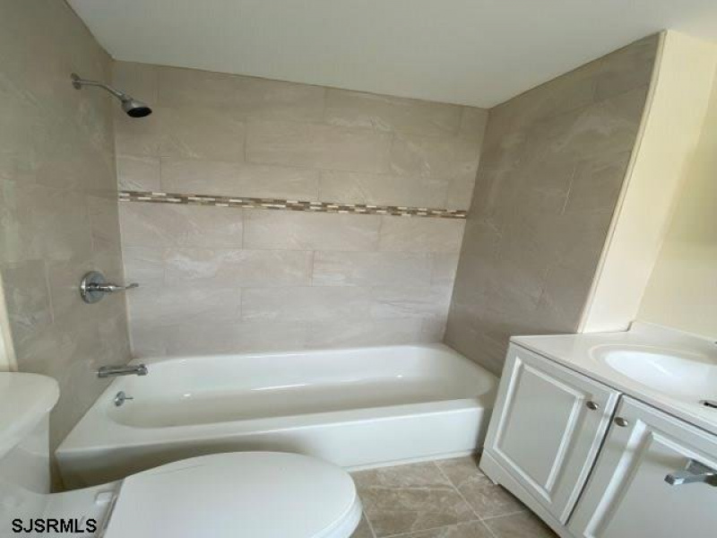 33 North Carolina, New Jersey 08401, 1 Bedroom Bedrooms, 3 Rooms Rooms,1 BathroomBathrooms,Rental non-commercial,For Sale,North Carolina,540865
