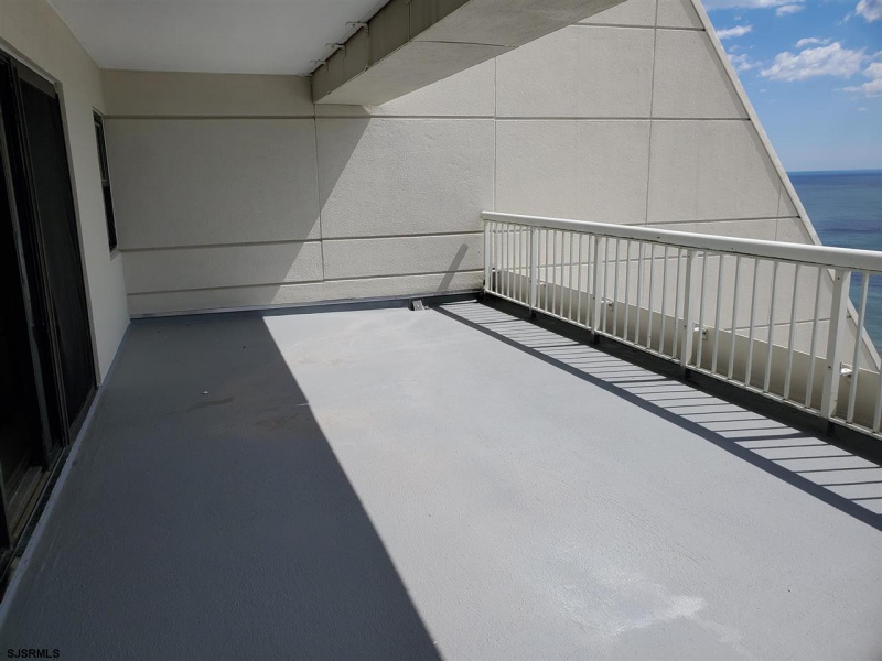 3101 Boardwalk, Atlantic City, New Jersey 08401, 1 Bedroom Bedrooms, 5 Rooms Rooms,1 BathroomBathrooms,Condominium,For Sale,Boardwalk,540861