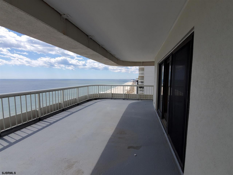 3101 Boardwalk, Atlantic City, New Jersey 08401, 1 Bedroom Bedrooms, 5 Rooms Rooms,1 BathroomBathrooms,Condominium,For Sale,Boardwalk,540861