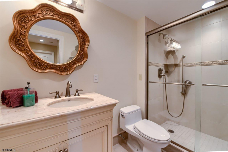 5000 Boardwalk, Ventnor, New Jersey 08406, 4 Bedrooms Bedrooms, 8 Rooms Rooms,3 BathroomsBathrooms,Condominium,For Sale,Boardwalk,540885