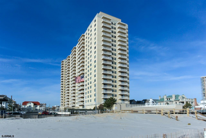 5000 Boardwalk, Ventnor, New Jersey 08406, 4 Bedrooms Bedrooms, 8 Rooms Rooms,3 BathroomsBathrooms,Condominium,For Sale,Boardwalk,540885