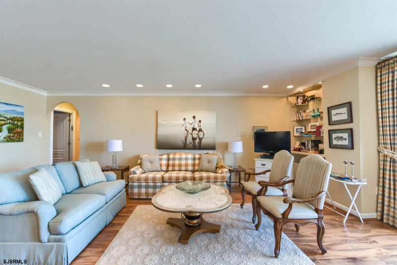 5000 Boardwalk, Ventnor, New Jersey 08406, 4 Bedrooms Bedrooms, 8 Rooms Rooms,3 BathroomsBathrooms,Condominium,For Sale,Boardwalk,540885