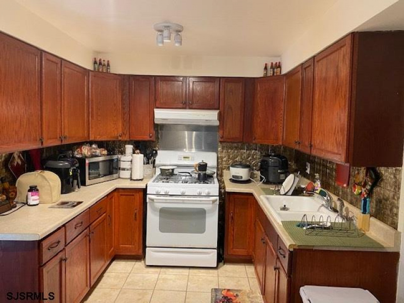 5502 Burk Ave, Ventnor, New Jersey 08406, 3 Bedrooms Bedrooms, 5 Rooms Rooms,2 BathroomsBathrooms,Condominium,For Sale,Burk Ave,540902