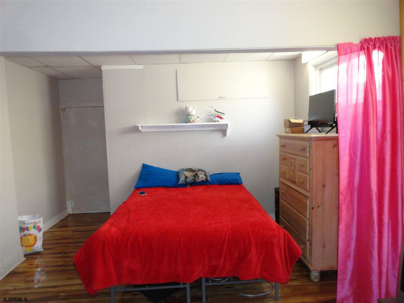 23 Bellevue, Atlantic City, New Jersey 08401, 3 Bedrooms Bedrooms, 6 Rooms Rooms,2 BathroomsBathrooms,Residential,For Sale,Bellevue,540921