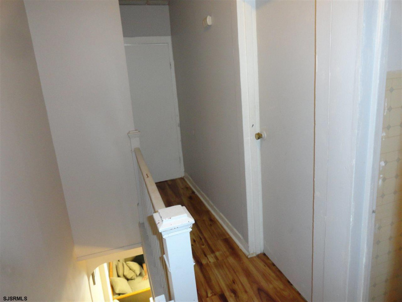 23 Bellevue, Atlantic City, New Jersey 08401, 3 Bedrooms Bedrooms, 6 Rooms Rooms,2 BathroomsBathrooms,Residential,For Sale,Bellevue,540921