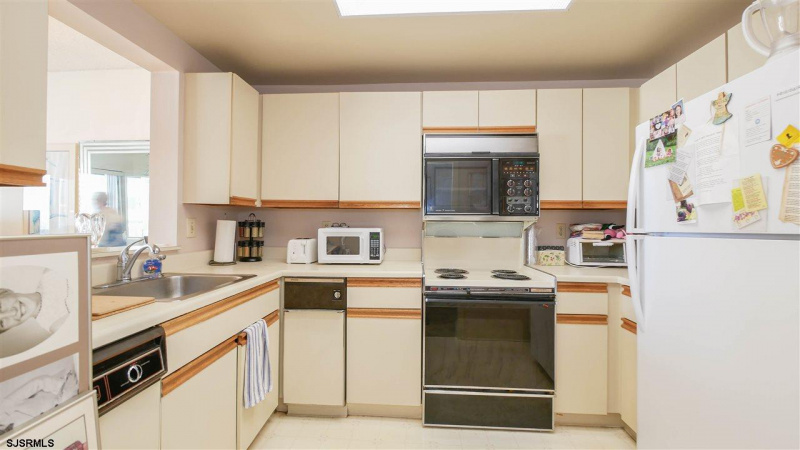 3101 Boardwalk, Atlantic City, New Jersey 08401, 1 Bedroom Bedrooms, 5 Rooms Rooms,1 BathroomBathrooms,Condominium,For Sale,Boardwalk,540920