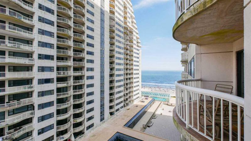 3101 Boardwalk, Atlantic City, New Jersey 08401, 1 Bedroom Bedrooms, 5 Rooms Rooms,1 BathroomBathrooms,Condominium,For Sale,Boardwalk,540920