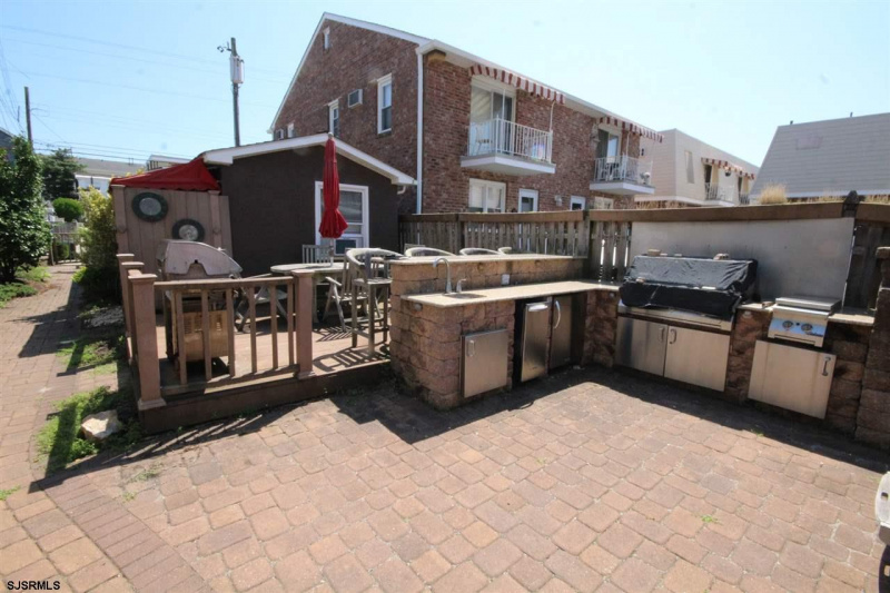 9707 Monmouth Ave, Margate, New Jersey 08402, ,Multi-family,For Sale,Monmouth Ave,540930