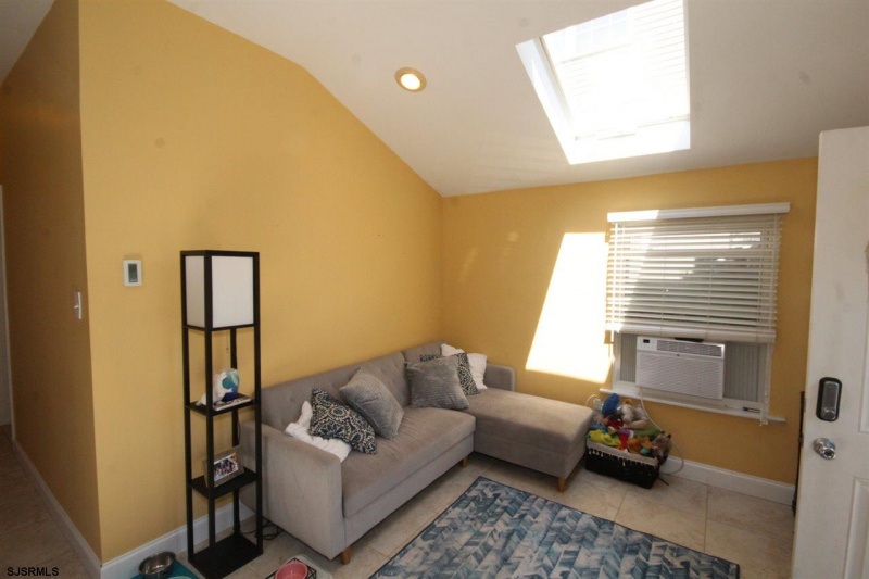 9707 Monmouth Ave, Margate, New Jersey 08402, ,Multi-family,For Sale,Monmouth Ave,540930