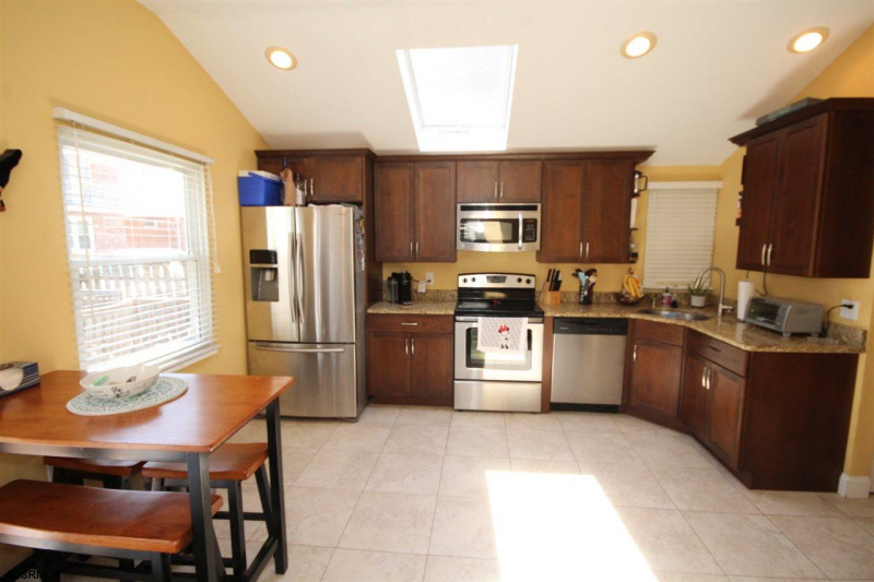 9707 Monmouth Ave, Margate, New Jersey 08402, ,Multi-family,For Sale,Monmouth Ave,540930