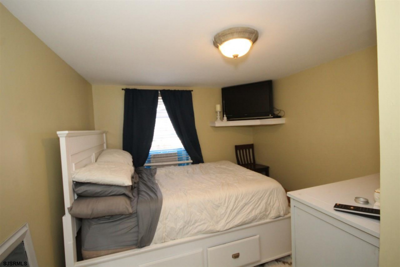 9707 Monmouth Ave, Margate, New Jersey 08402, ,Multi-family,For Sale,Monmouth Ave,540930