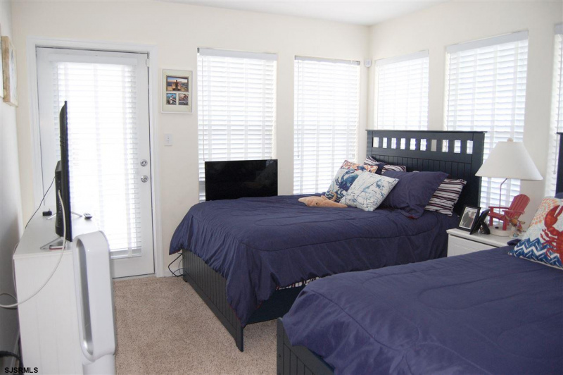 541 Massachusetts, Atlantic City, New Jersey 08401, 3 Bedrooms Bedrooms, 7 Rooms Rooms,2 BathroomsBathrooms,Residential,For Sale,Massachusetts,540935