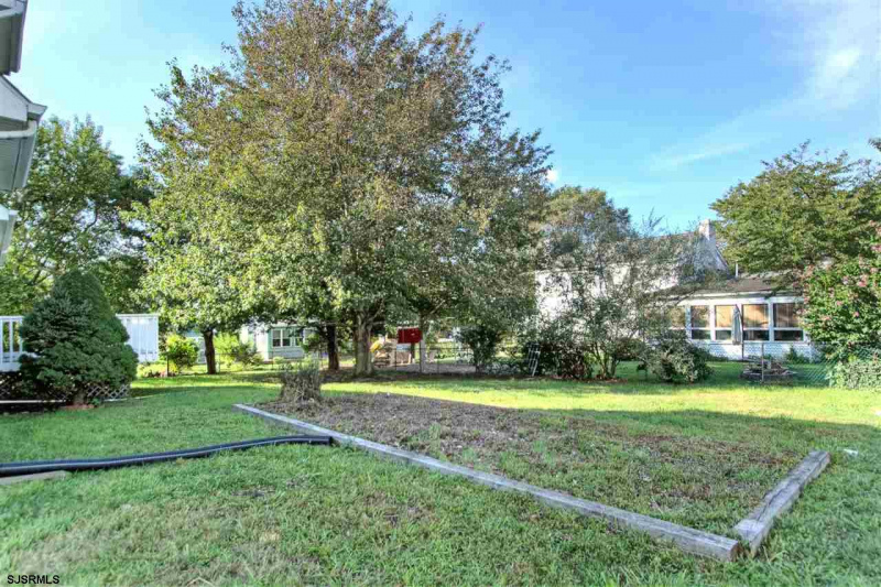 11 Diane Ave, Marmora, New Jersey 08223, 4 Bedrooms Bedrooms, 9 Rooms Rooms,2 BathroomsBathrooms,Residential,For Sale,Diane Ave,540968