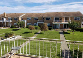 709 Dudley, Ventnor, New Jersey 08406, 2 Bedrooms Bedrooms, 5 Rooms Rooms,1 BathroomBathrooms,Condominium,For Sale,Dudley,540963