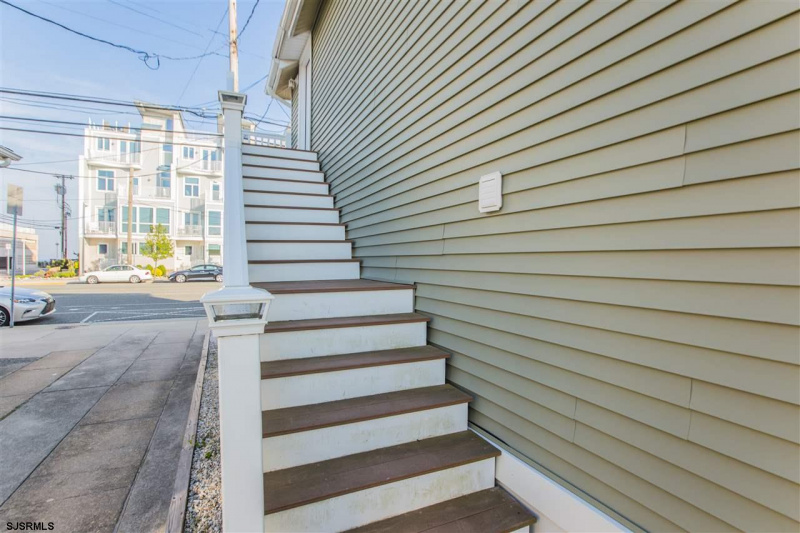 9505 Atlantic Ave. #2, New Jersey 08402, 2 Bedrooms Bedrooms, 5 Rooms Rooms,2 BathroomsBathrooms,Rental non-commercial,For Sale,Atlantic Ave. #2,540978
