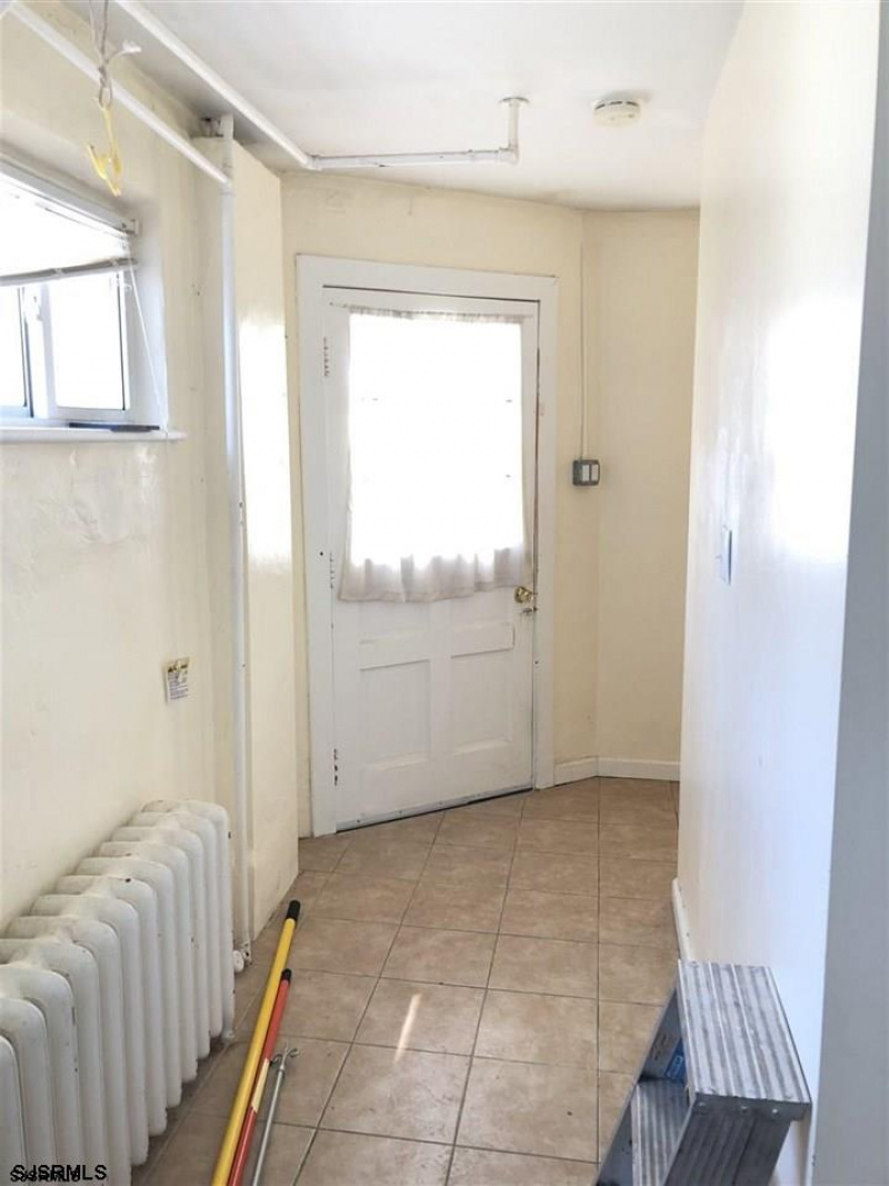 118 Laclede Pl, New Jersey 08401, 4 Bedrooms Bedrooms, 10 Rooms Rooms,2 BathroomsBathrooms,Rental non-commercial,For Sale,Laclede Pl,540988