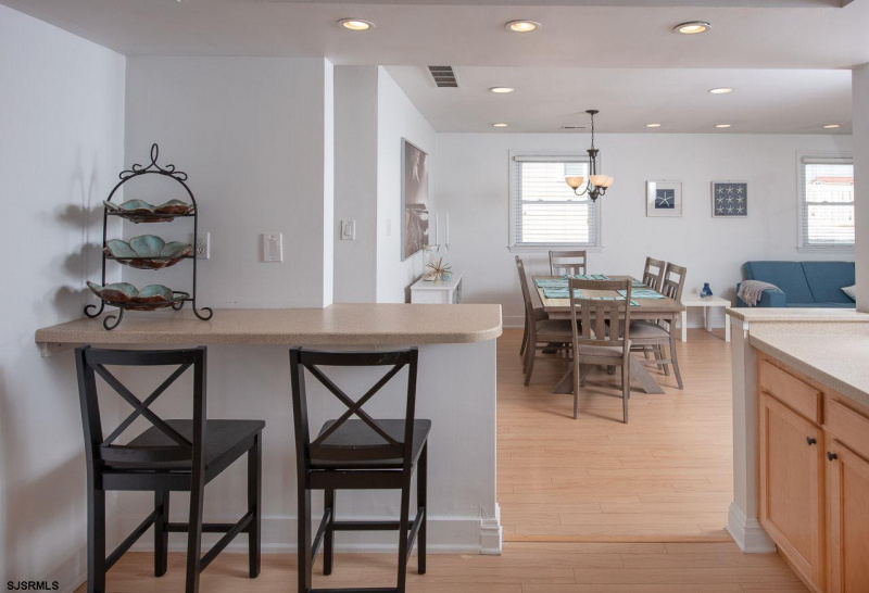 4 Decatur, New Jersey 08402, 2 Bedrooms Bedrooms, 7 Rooms Rooms,2 BathroomsBathrooms,Rental non-commercial,For Sale,Decatur,541023