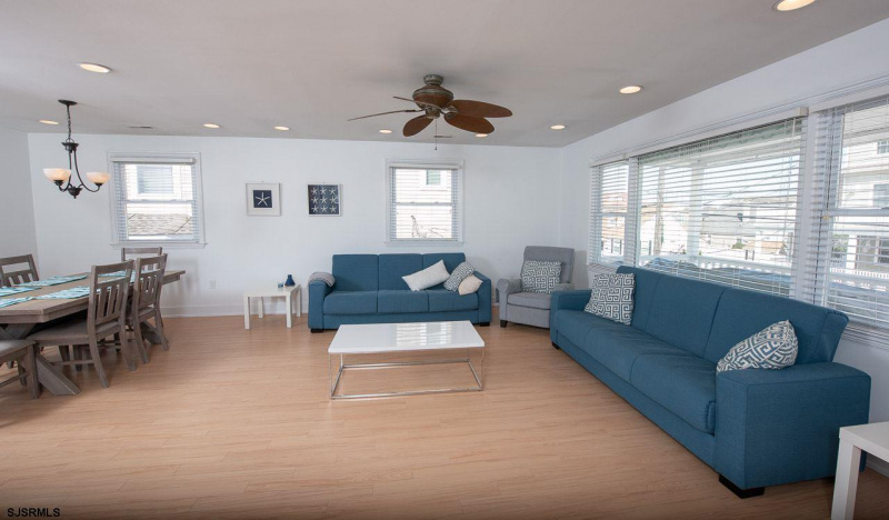 4 Decatur, New Jersey 08402, 2 Bedrooms Bedrooms, 7 Rooms Rooms,2 BathroomsBathrooms,Rental non-commercial,For Sale,Decatur,541023