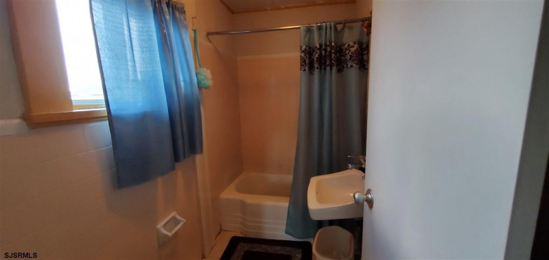 112 Chelsea, Atlantic City, New Jersey 08401, ,Multi-family,For Sale,Chelsea,541043