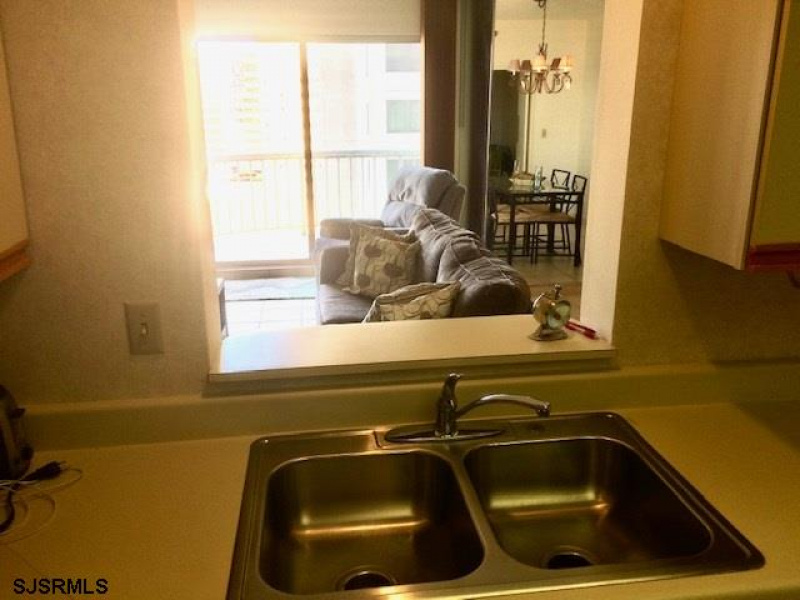 3101 Boardwalk, Atlantic City, New Jersey 08401, 1 Bedroom Bedrooms, 4 Rooms Rooms,1 BathroomBathrooms,Condominium,For Sale,Boardwalk,541076