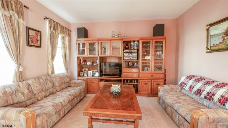 113 CARMEL DRIVE, Egg Harbor Township, New Jersey 08234, 5 Bedrooms Bedrooms, 12 Rooms Rooms,3 BathroomsBathrooms,Residential,For Sale,CARMEL DRIVE,541034