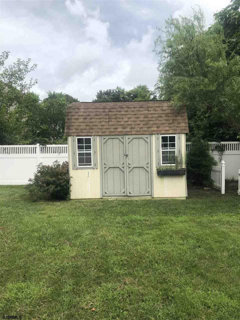 2 Sagemore, Egg Harbor Township, New Jersey 08234, 4 Bedrooms Bedrooms, 10 Rooms Rooms,4 BathroomsBathrooms,Residential,For Sale,Sagemore,541044