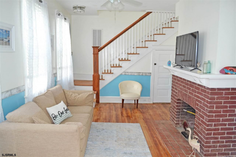 101 Bryant Ave, New Jersey 08406, 4 Bedrooms Bedrooms, 8 Rooms Rooms,2 BathroomsBathrooms,Rental non-commercial,For Sale,Bryant Ave,541095