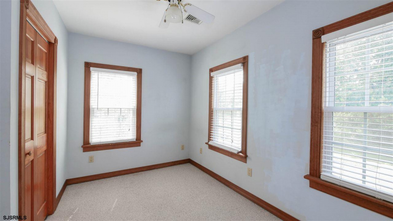418 SHORE ROAD, Absecon, New Jersey 08201, 4 Bedrooms Bedrooms, 10 Rooms Rooms,3 BathroomsBathrooms,Residential,For Sale,SHORE ROAD,541097