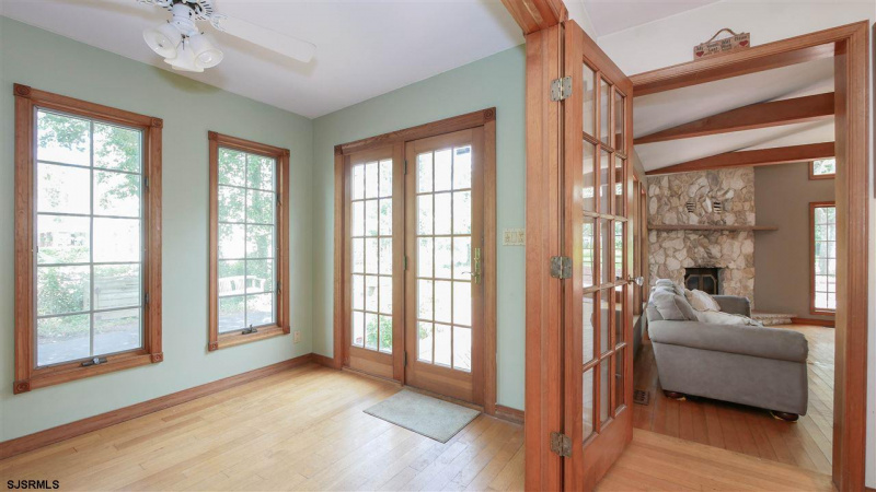418 SHORE ROAD, Absecon, New Jersey 08201, 4 Bedrooms Bedrooms, 10 Rooms Rooms,3 BathroomsBathrooms,Residential,For Sale,SHORE ROAD,541097