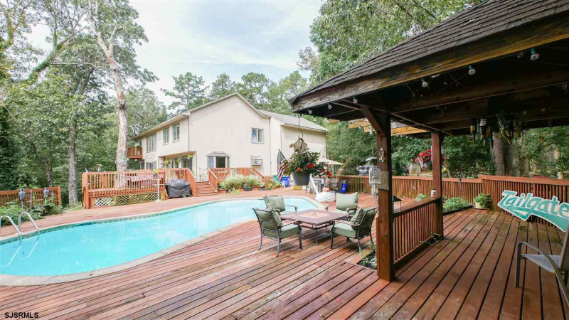 556 Gravelly Run, Mays Landing, New Jersey 08330, 4 Bedrooms Bedrooms, 9 Rooms Rooms,3 BathroomsBathrooms,Residential,For Sale,Gravelly Run,541116