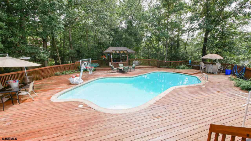 556 Gravelly Run, Mays Landing, New Jersey 08330, 4 Bedrooms Bedrooms, 9 Rooms Rooms,3 BathroomsBathrooms,Residential,For Sale,Gravelly Run,541116