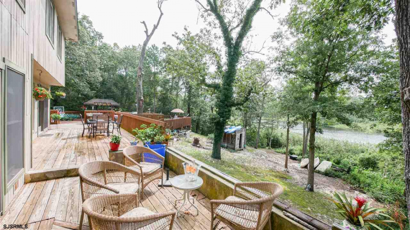 556 Gravelly Run, Mays Landing, New Jersey 08330, 4 Bedrooms Bedrooms, 9 Rooms Rooms,3 BathroomsBathrooms,Residential,For Sale,Gravelly Run,541116