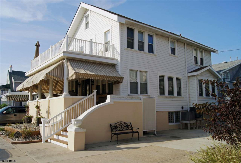 105 Wissahickon, New Jersey 08406, 4 Bedrooms Bedrooms, 9 Rooms Rooms,2 BathroomsBathrooms,Rental non-commercial,For Sale,Wissahickon,541183