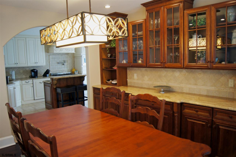 105 Wissahickon, New Jersey 08406, 4 Bedrooms Bedrooms, 9 Rooms Rooms,2 BathroomsBathrooms,Rental non-commercial,For Sale,Wissahickon,541183
