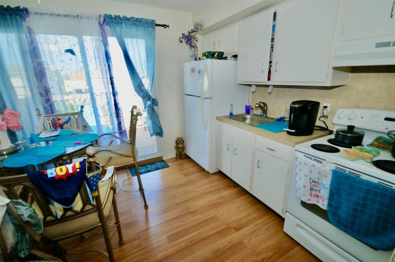 105 10th, Brigantine, New Jersey 08203-0103, ,Multi-family,For Sale,10th,541239