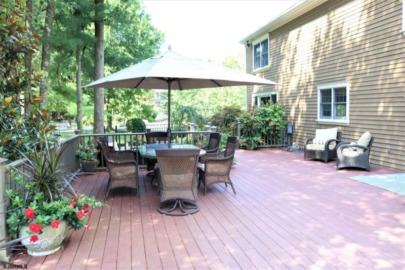 1 Mill Lane, Linwood, New Jersey 08221, 6 Bedrooms Bedrooms, 16 Rooms Rooms,4 BathroomsBathrooms,Residential,For Sale,Mill Lane,541194