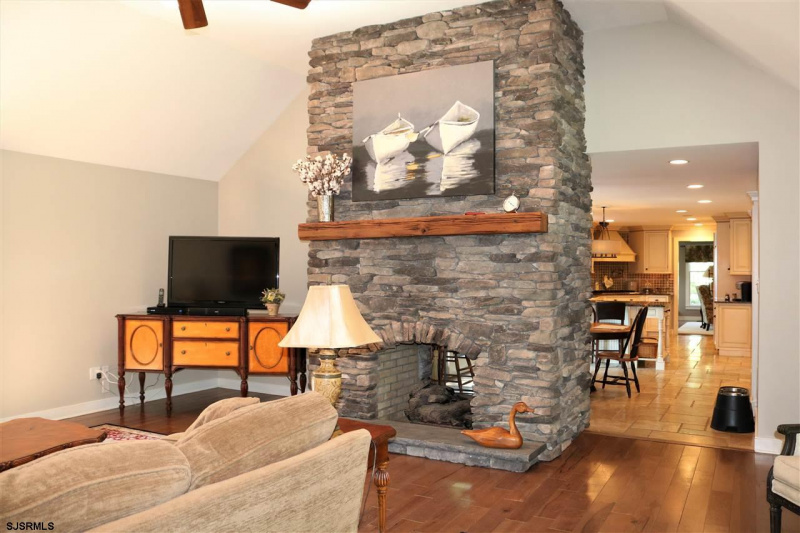 1 Mill Lane, Linwood, New Jersey 08221, 6 Bedrooms Bedrooms, 16 Rooms Rooms,4 BathroomsBathrooms,Residential,For Sale,Mill Lane,541194