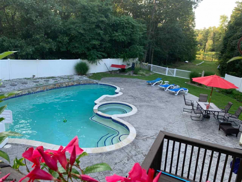 536 Willow Oak Drive, Mays Landing, New Jersey 08330, 5 Bedrooms Bedrooms, 11 Rooms Rooms,4 BathroomsBathrooms,Residential,For Sale,Willow Oak Drive,541244
