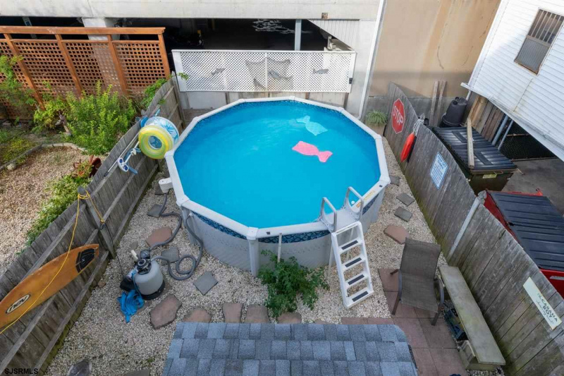 15 43rd, Sea Isle City, New Jersey 08243, 4 Bedrooms Bedrooms, 10 Rooms Rooms,2 BathroomsBathrooms,Residential,For Sale,43rd,541285